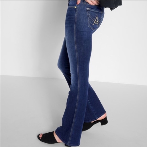 7FAM Blingy “A Pocket” Bootleg Jeans-Short Size 26 - Picture 11 of 12